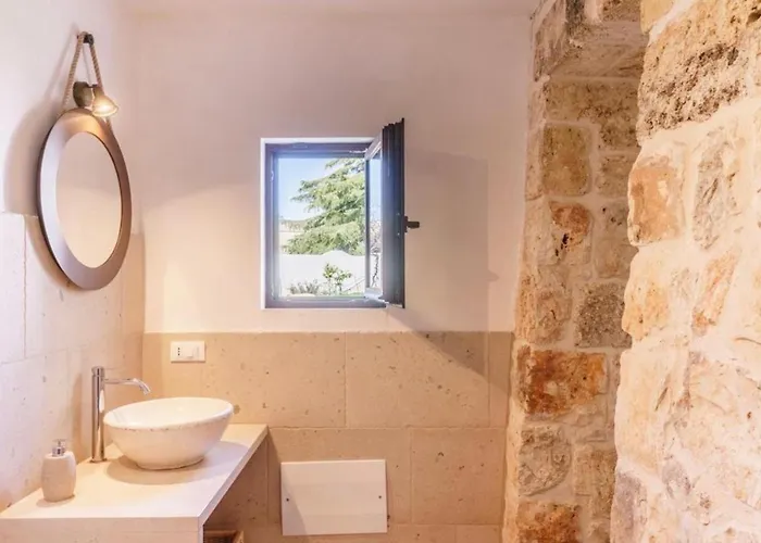 Konukevi Emerald - Emerald